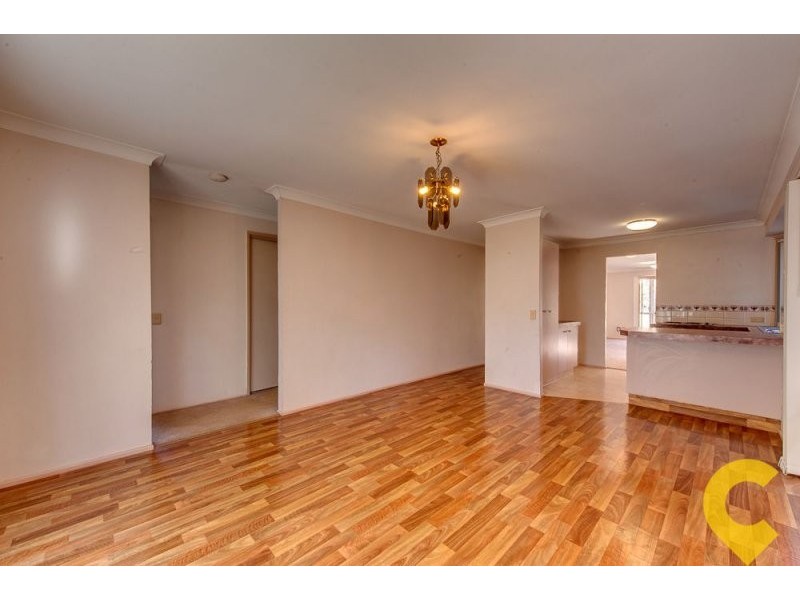 33 Barrier Place, Forest Lake QLD 4078