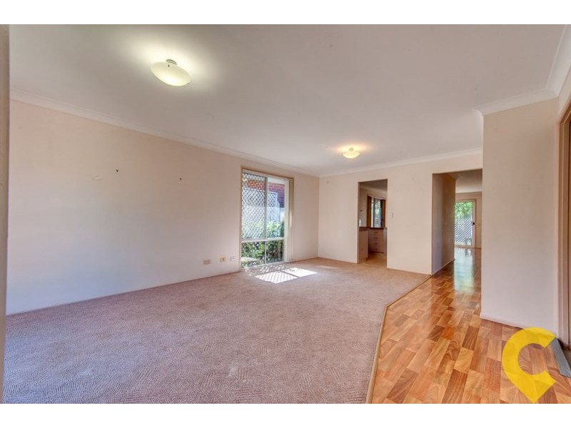 33 Barrier Place, Forest Lake QLD 4078