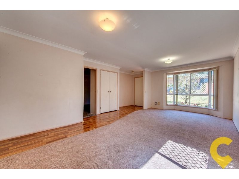 33 Barrier Place, Forest Lake QLD 4078