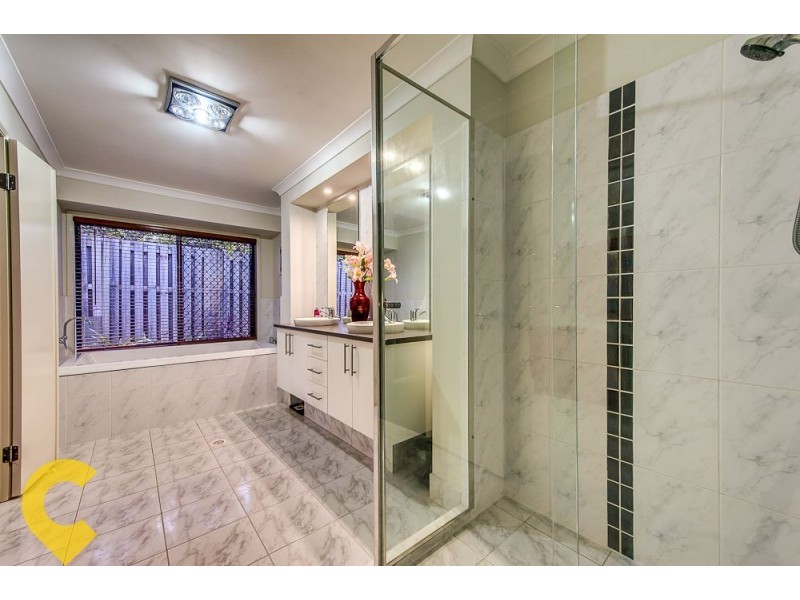 5 Unley Place, Forest Lake QLD 4078