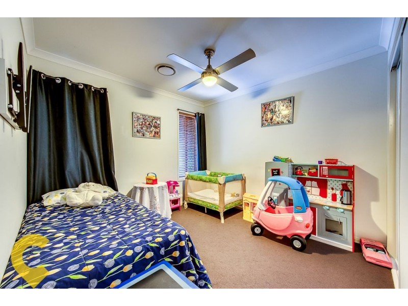 5 Unley Place, Forest Lake QLD 4078