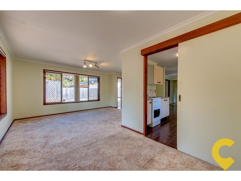 6 Robin Street, Camira QLD 4300