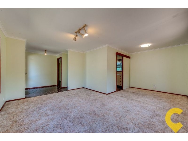 6 Robin Street, Camira QLD 4300