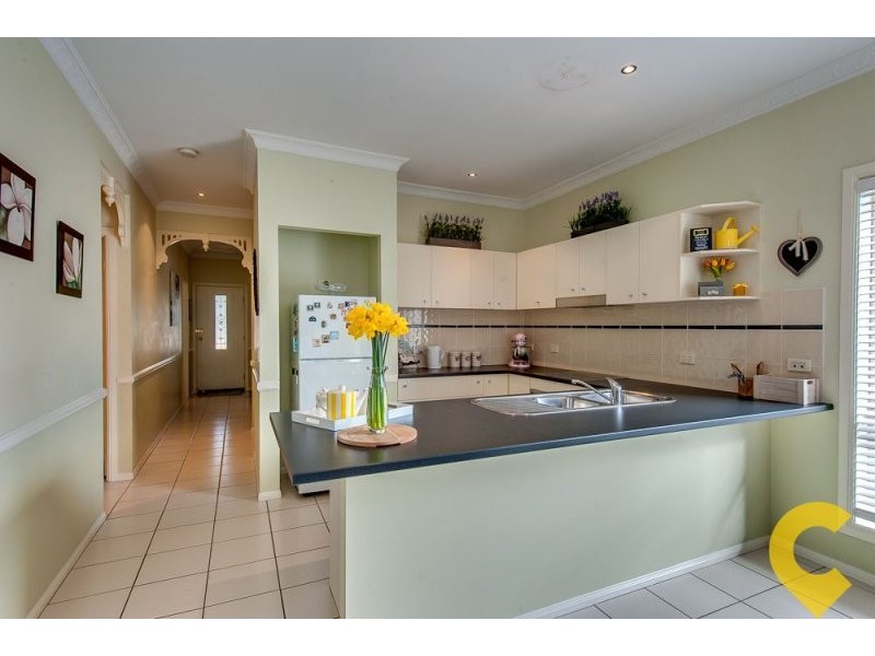 3 Mapleton Crescent, Forest Lake QLD 4078