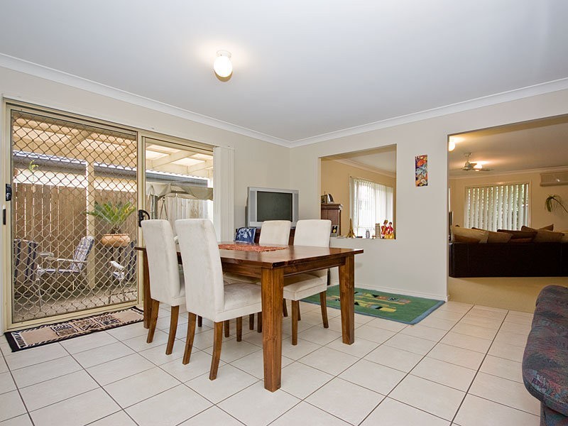 14 Belmore Crescent, Forest Lake QLD 4078