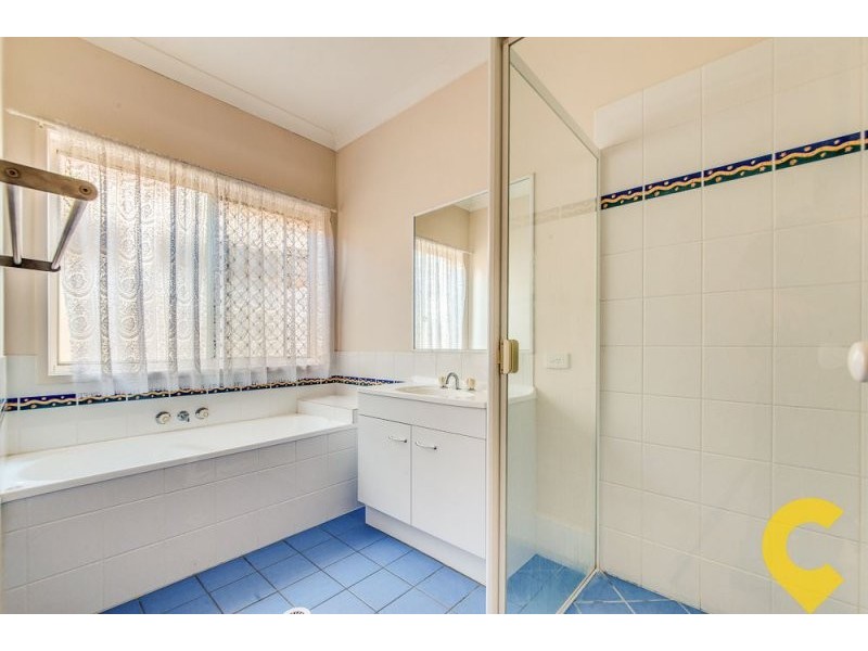 16 Piccadilly Place, Forest Lake QLD 4078