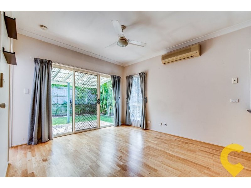 16 Piccadilly Place, Forest Lake QLD 4078