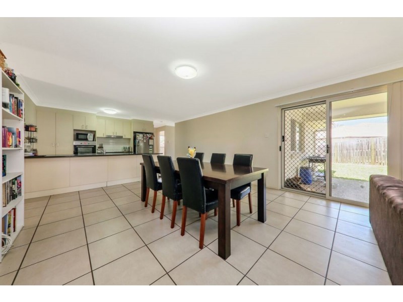 39 Colebrook Crescent, Doolandella QLD 4077