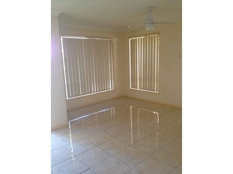 71 Sanctuary Drive, Forest Lake QLD 4078