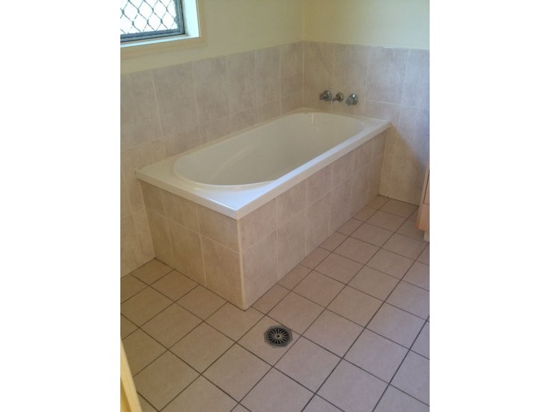 71 Sanctuary Drive, Forest Lake QLD 4078