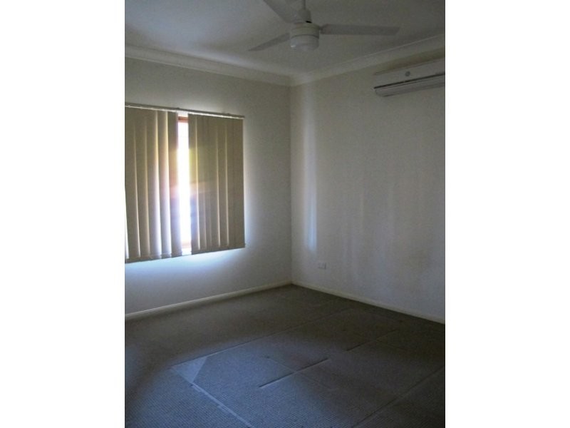 36 Gippsland Cct, Forest Lake QLD 4078