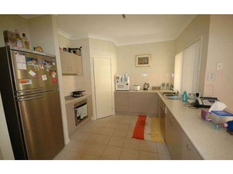 39 Dandenong Street, Forest Lake QLD 4078