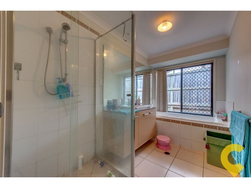 52 Parkwood Drive, Heathwood QLD 4110