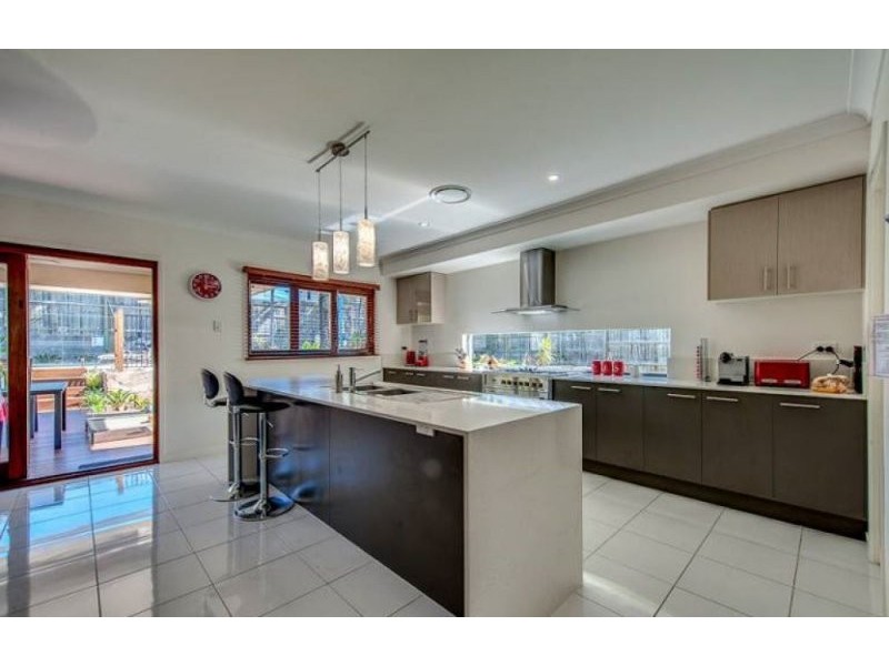 45 Laurel Street, Heathwood QLD 4110