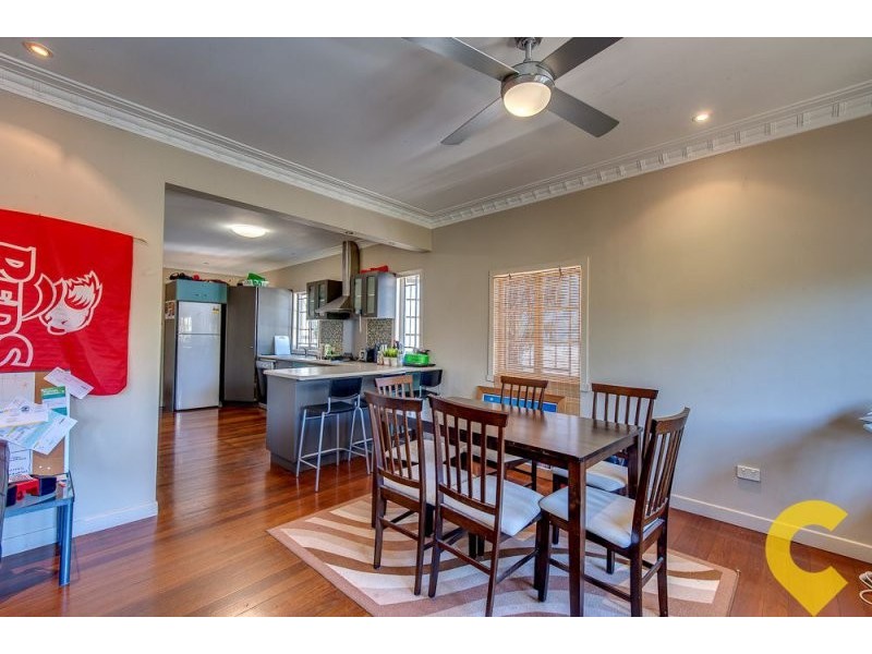10 Newcross Street, Indooroopilly QLD 4068