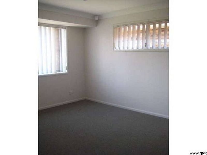 24 Heath Street, Forest Lake QLD 4078