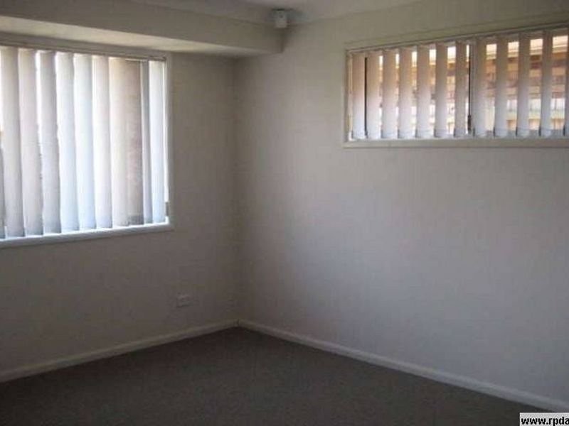 24 Heath Street, Forest Lake QLD 4078