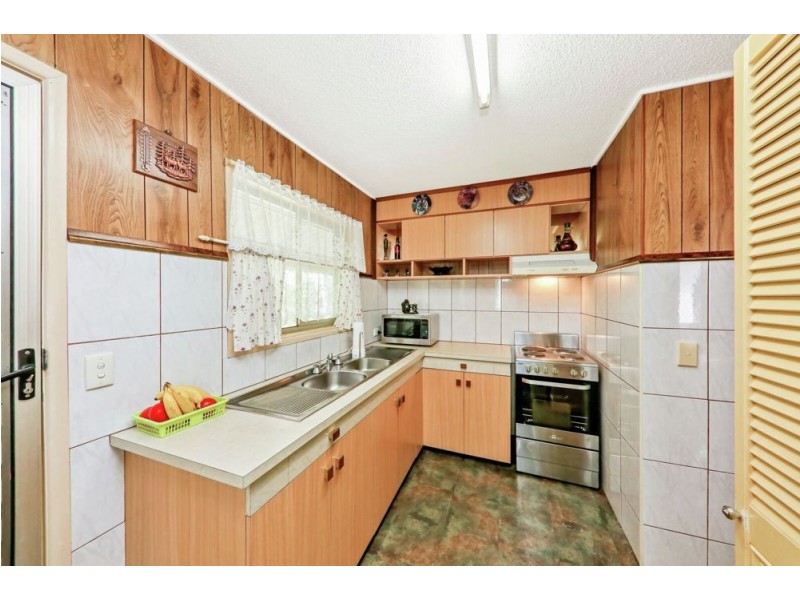 262 Middle Road, Boronia Heights QLD 4124