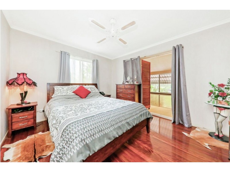 262 Middle Road, Boronia Heights QLD 4124