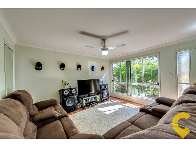 5 Paterson Place, Forest Lake QLD 4078