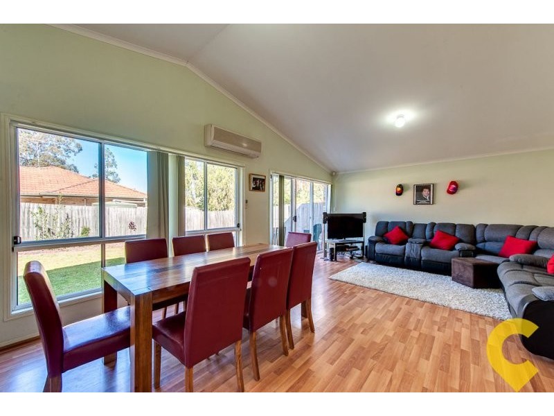 5 Paterson Place, Forest Lake QLD 4078