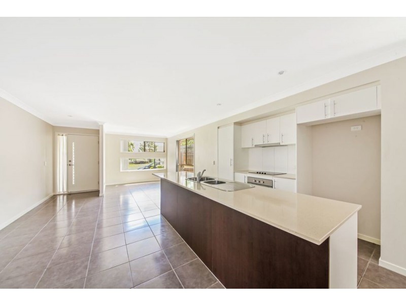 14 Francisca Drive, Augustine Heights QLD 4300