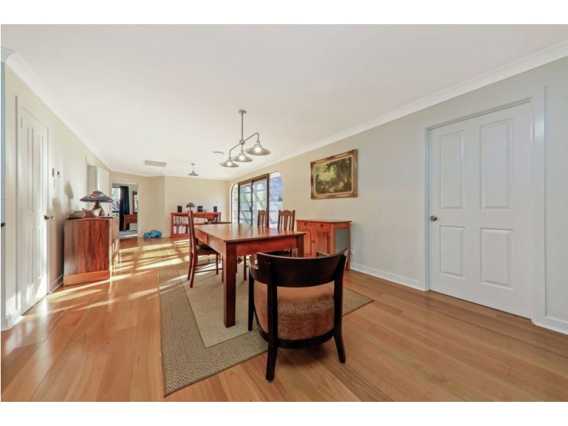 112 Esky Road, Pallara QLD 4110