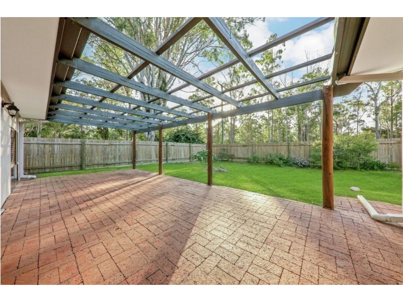 112 Esky Road, Pallara QLD 4110