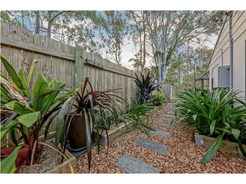 112 Esky Road, Pallara QLD 4110