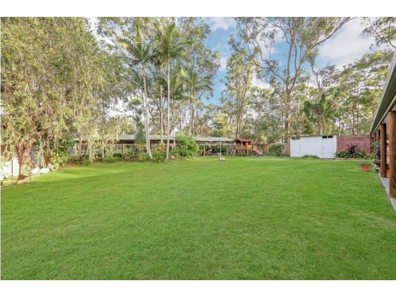 112 Esky Road, Pallara QLD 4110