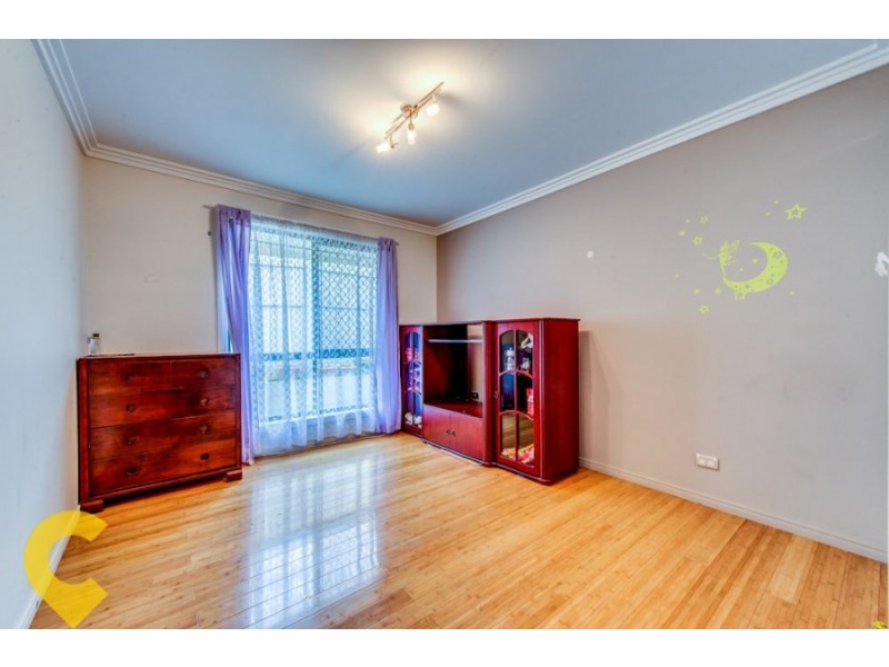 16 Sanctuary Dr, Forest Lake QLD 4078