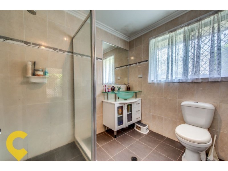 16 Sanctuary Dr, Forest Lake QLD 4078