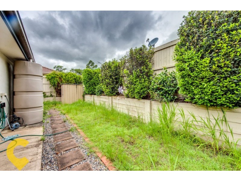 16 Sanctuary Dr, Forest Lake QLD 4078