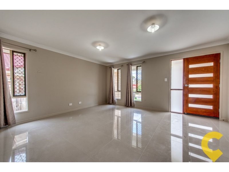 4a Prestwick St, Oxley QLD 4075