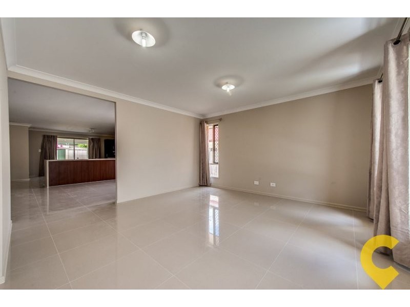4a Prestwick St, Oxley QLD 4075