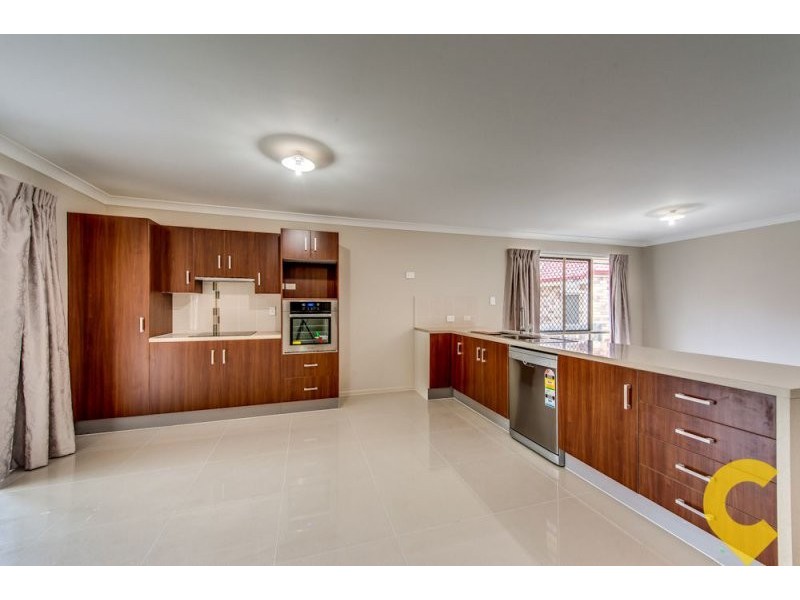 4a Prestwick St, Oxley QLD 4075