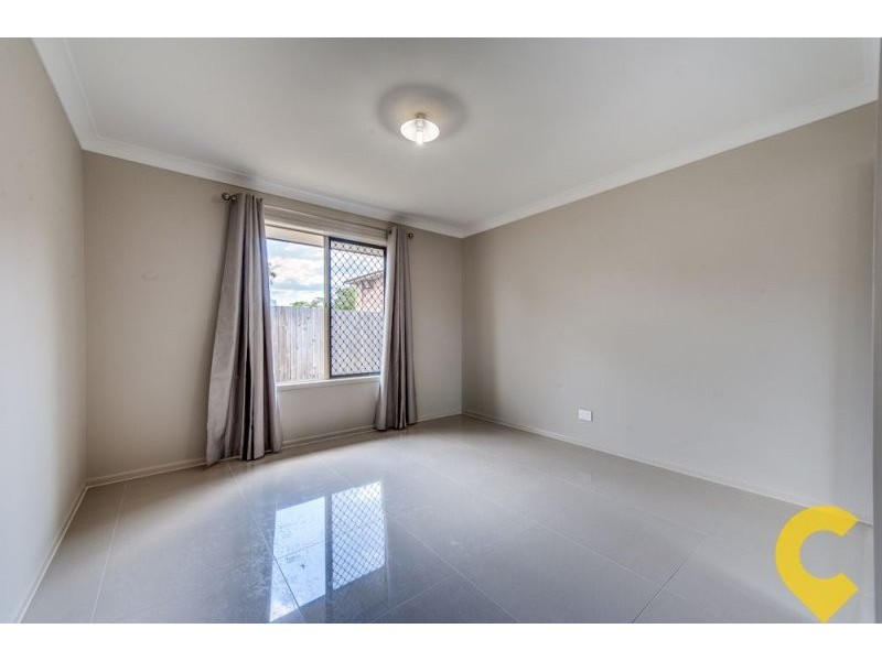 4a Prestwick St, Oxley QLD 4075