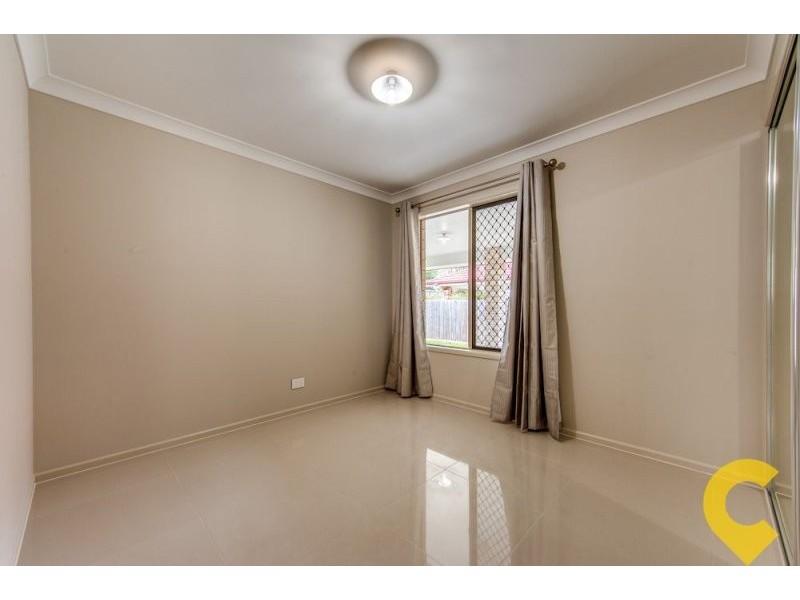 4a Prestwick St, Oxley QLD 4075