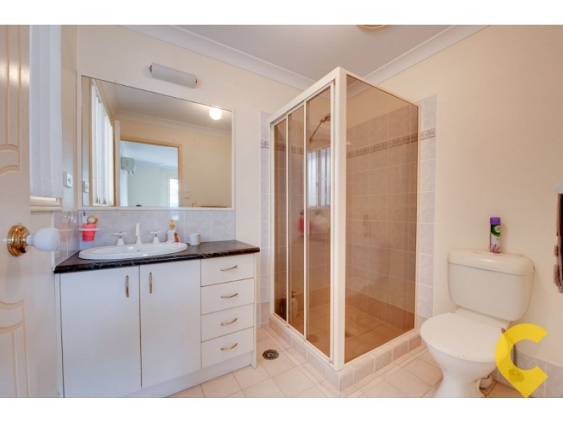 17 Richmond Place, Forest Lake QLD 4078