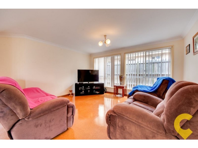17 Richmond Place, Forest Lake QLD 4078