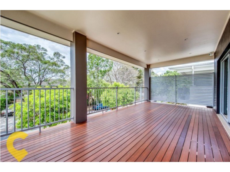 381 Verney Rd East, Graceville QLD 4075