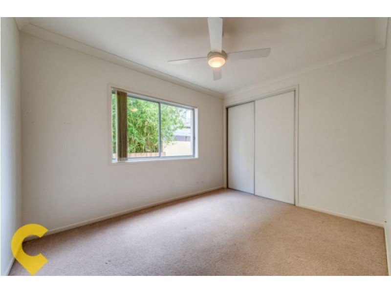 381 Verney Rd East, Graceville QLD 4075