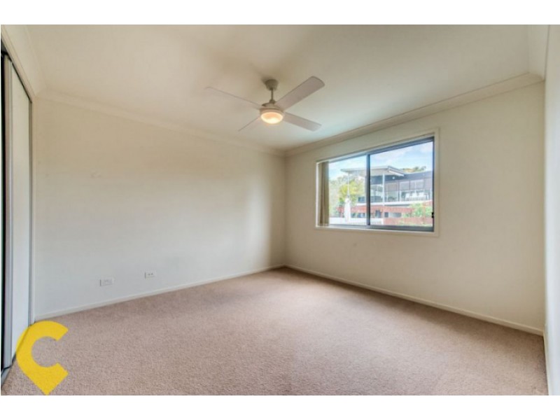 381 Verney Rd East, Graceville QLD 4075