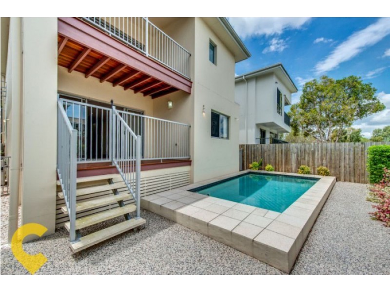 381 Verney Rd East, Graceville QLD 4075