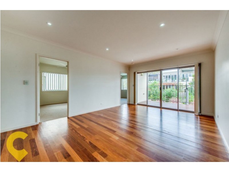 381 Verney Rd East, Graceville QLD 4075