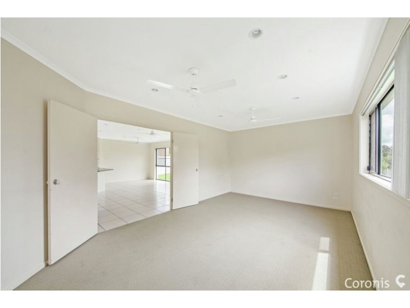 1 Rachele Close, Forest Lake QLD 4078