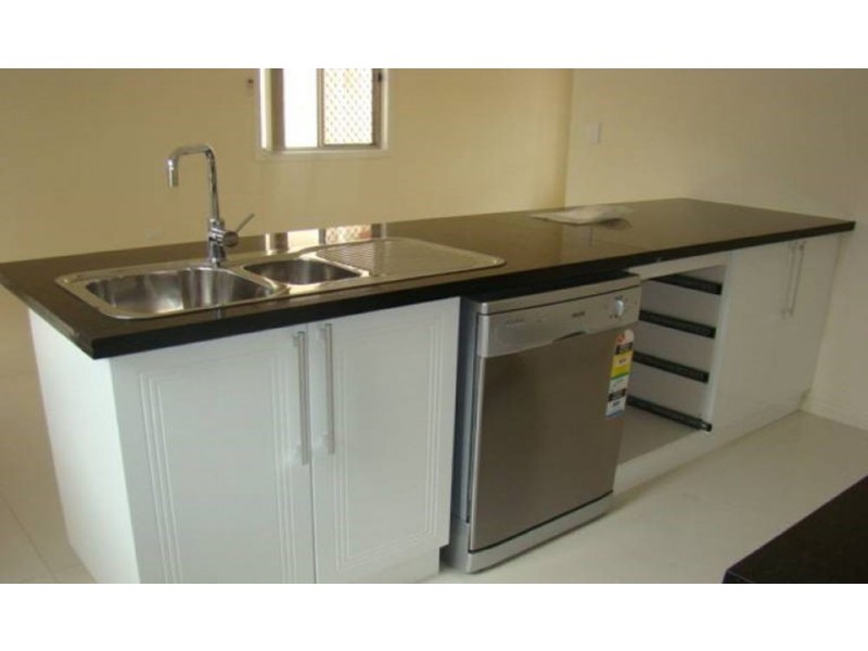 10/11 Cattiger Street, Richlands QLD 4077