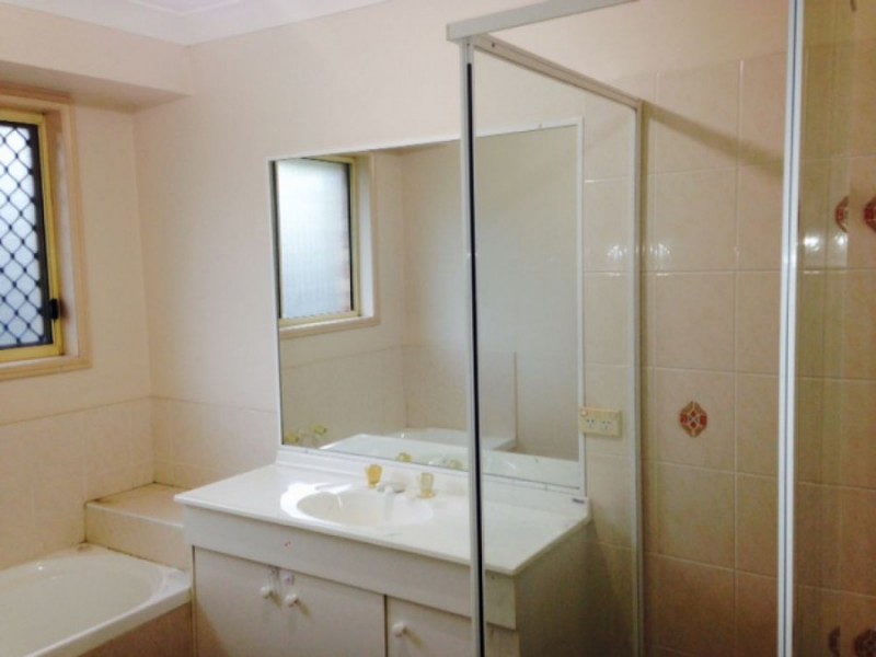 25 Columbus Place, Forest Lake QLD 4078