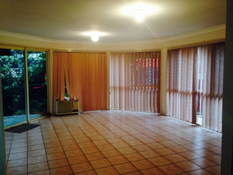 25 Columbus Place, Forest Lake QLD 4078