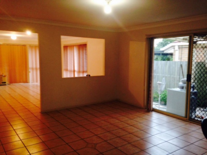 25 Columbus Place, Forest Lake QLD 4078